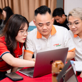antgroup dao tao ai ban hang bung no 40
