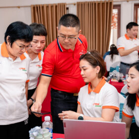 antgroup dao tao ai ban hang bung no 41