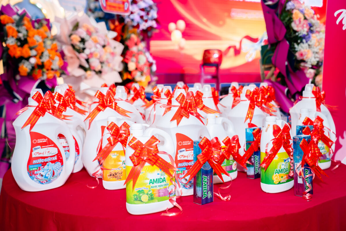 antgroup-viec-lam-cho-me-bim-sua-tai-nghe-an