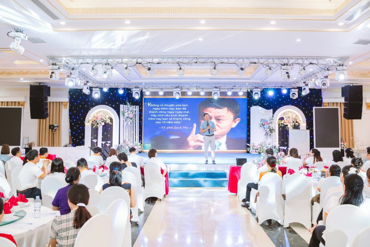 ant-group-hop-co-dong-thuong-ky